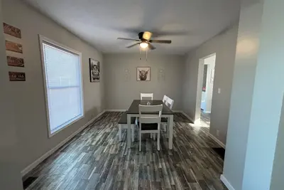 Image de Peaceful 3-bedroom house near the lake