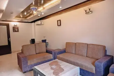 Image de 2 Bhk near M Block Market Gk-1 by HostMyStay