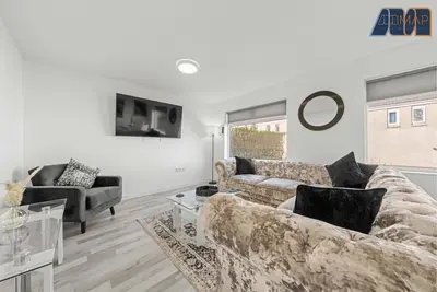 Image de 3br Home in Kilmarnock Sleeps 6