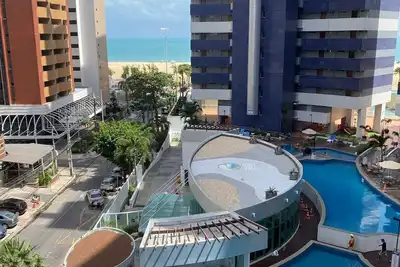 Image de Beautiful Flat Complete With Everything And Plenty Of Entertainment Front Of The Sea