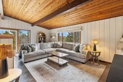 Image de Charming Cabin, Endless Views