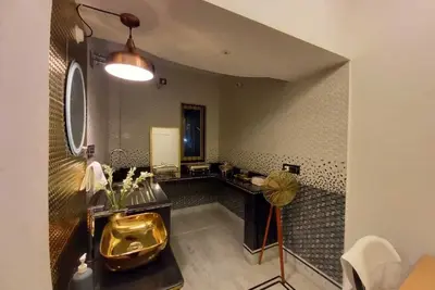 Image de Darha House – A Refined 2bhk Residence Near Airport with Free Parking and Ac