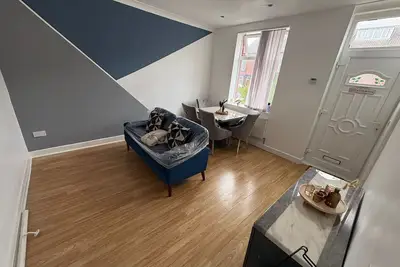 Image de Cosy Home, 5 Min From City Centre. Parking And Wifi.