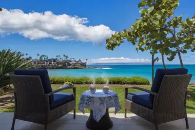 Image de Luxury Point Oceanfront Napili Condo, Rare A Unit, Turtles, Sunsets, Renovated