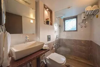 Image de 4 Bhk Garden Villa w Pool & Lawn in Lonavla