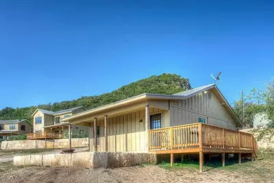 Image de River’s Edge Cabin #1 at Oasis Resort