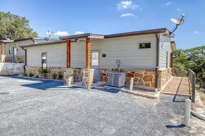 Image de Rivers Edge Home #1 on the Frio