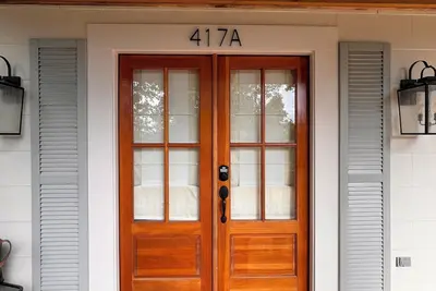 Image de Tranquil Riverfront townhome with Ac in charming Columbus