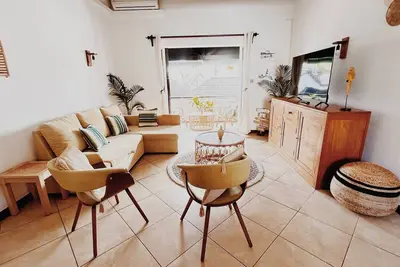 Image de Seas the Day luxury seafront!