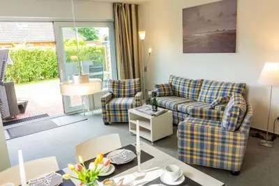 Image de Comfortable vacation apartment Friesebude with terrace and garden in quiet Garding