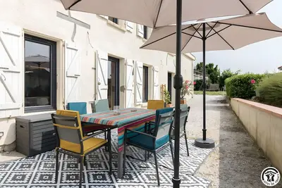 Image de Maison de vacances 'Les Echaunes' avec terrasse privée, Wi-Fi et climatisation