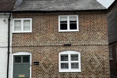 Image de Cottage-Cottage-Salle de bain privée-Vue sur Rue