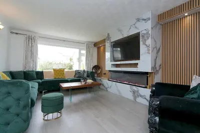 Image de Pass the Keys | Centrally Located Modern Seaside House