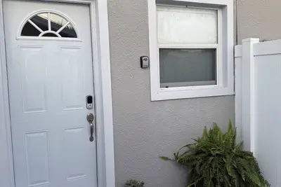 Image de Charming studio with Ac in Brandon