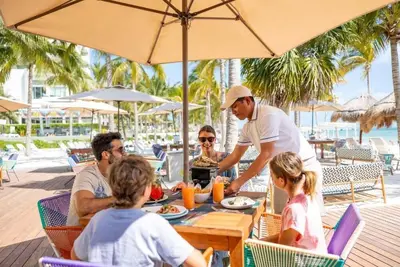 Image de 2-bedroom resort in marvelous Cancún with fitness room, Ac