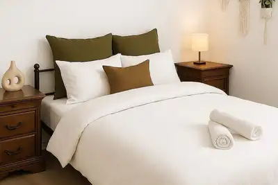 Image de Green Two Bedroom apartment near Carmel Center