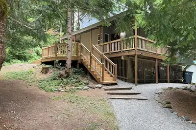 Image de Private Cozy Cabin Hike Mt. Rainier, Sunrise & Crystal Mt