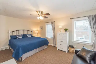 Image de Nautical Nook - Terrific 2-bedroom apartment with Ac in charming Crosby