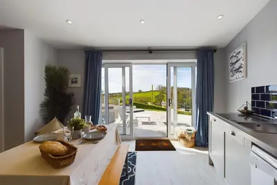 Image de Creeks View -  an apartment that sleeps 2 guests  in 1 bedroom