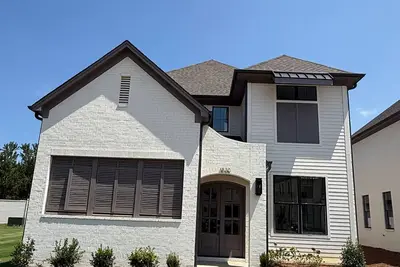 Image de Brand new 3-bedroom house with in minutes to Ole Miss and Oxford square.