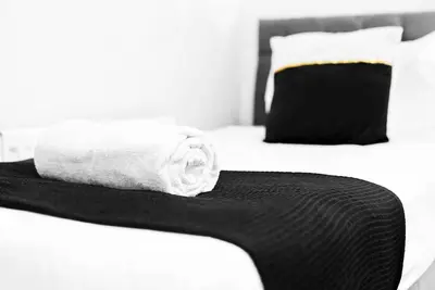 Image de Stylish Four Bedroom House - Garden- High Speed Internet - Parking