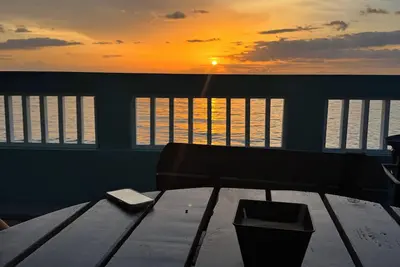 Image de Ocean Breeze Terrace 1st Floor Sleeps 6 Beach Walk