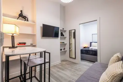 Image de \"The Side Villa\" In the Heart of Miami