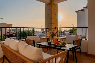 Image de TelMar Sunrise View 100m from the Sea