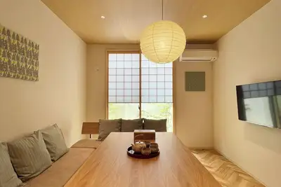 Image de KawaKawa 2-minute walk from Kiyomizu Gojo Station, Kyoto, near Kiyomizu Temple and Kamo River, accommodates up to 6 people, luggage storage available, modern Japanese-style villa, close to famous sightseeing spots, travel with family and friends