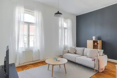 Image de Blueground | Mariahilf, washer/dryer, nr Naschmarkt