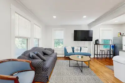 Image de Quaint home near town, skiing, shopping, hiking & Saco River