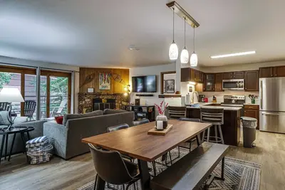 Image de < 1 Mi to Lifts & Village: Keystone Resort Condo