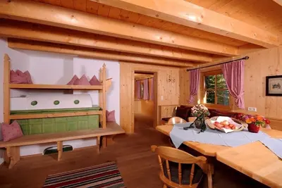 Image de Vacation home for 10 guests with 160m² in Finkenberg (294731)