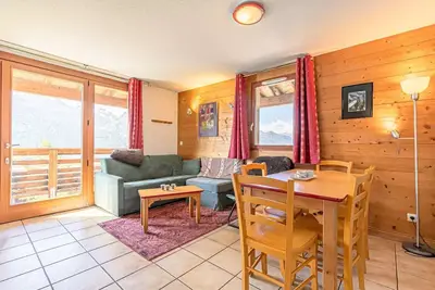 Image de Bel appartement en duplex avec jolie vue sur la montagne