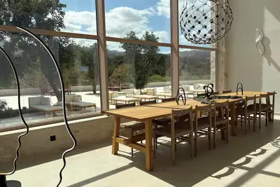 Image de Redefine vacation at Villa Beyond. A Helena Luxus property that goes beyond!