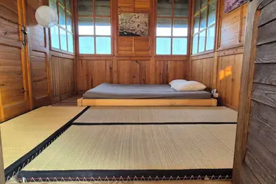 Image de Unique and Private Country House with Sauna, Jacuzzi and Hawaiian Hothouse Spa!