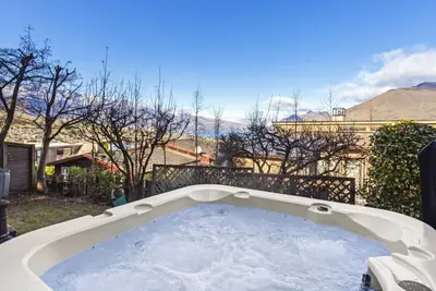 Image de Panoramic - 2 apartments sleeps 8 with spa