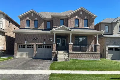 Image de Bright and Spacious Beach and Mountain Retreat. Couples, small and big families