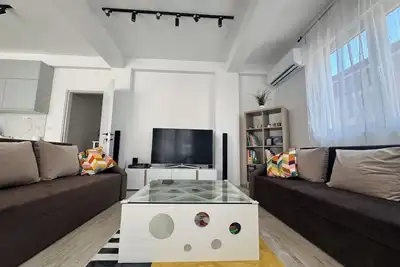 Image de 3 Bedroom Apartment in Ohrid City Center