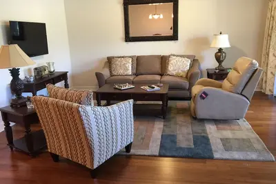 Image de Lovely 2-bedroom condo in Pelican Sound Golf and Country club, Estero Fl.