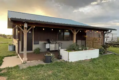 Image de Country cozy cabin on a real working ranch! Located just 2 miles off I-90.