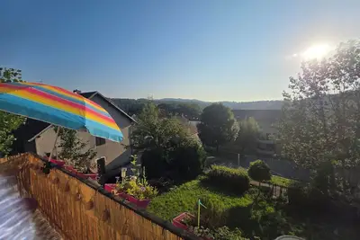 Image de Appartement 1 à 4 pers. \nà 2 pas de la ville  quartier calme en bordure de forêt