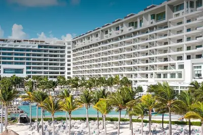 Image de Garza Blanca Cancun Resort 2bed, 3 bath suite w/ kit, w/d, liv rm w/sofabed