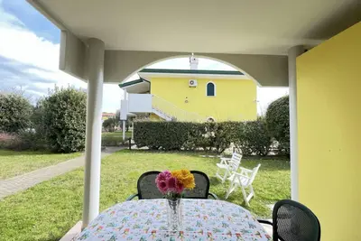 Image de Appartement fonctionnel avec piscine partagée