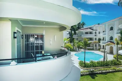 Image de Beautiful apartment near the beach with fast internet and work area.