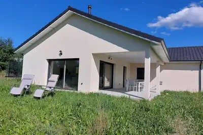 Image de Elegant Vosges Getaway – Open-Plan Living & Nature