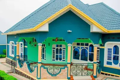 Image de Alfa-House\n4 Bedroom House with A/C, High speed Internet, 24h security camera.