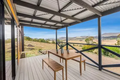 Image de Modern & Scenic Valley Escape