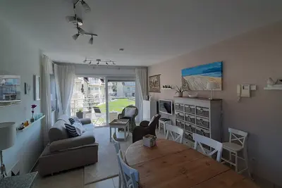 Image de Cozy vacation apartment with pool in beautiful De Haan - Belgium