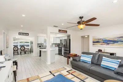 Image de 4-bedroom, 2-bathroom house with pool, hot tub and Ps-5 in Clearwater